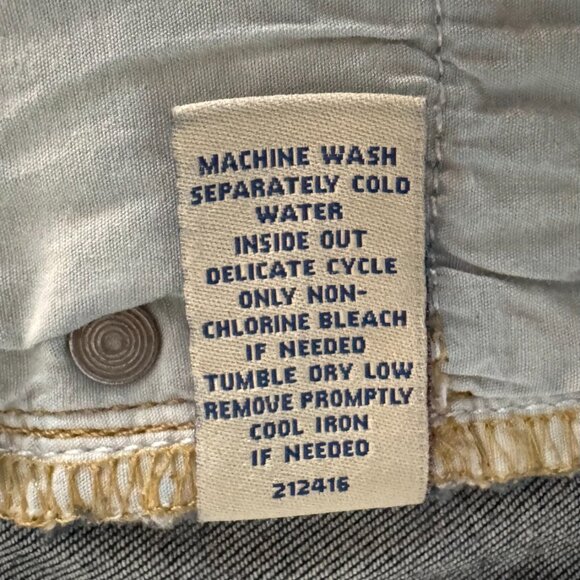 Cabi - Medium Wash Boot Cut Jeans - Style #916R - Size 4 - Picture 8 of 10